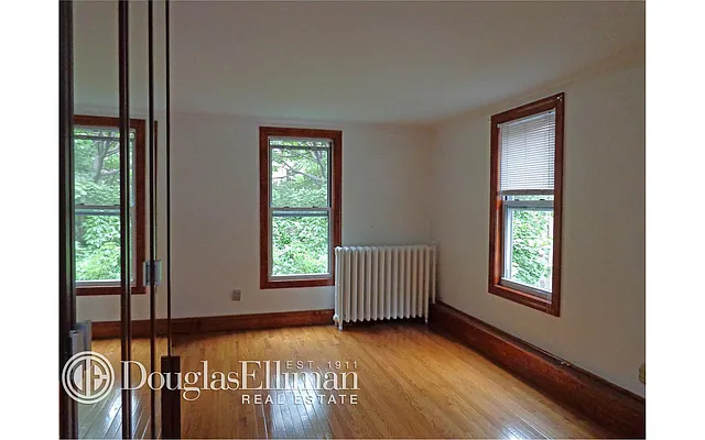 Rented by Douglas Elliman | media 26