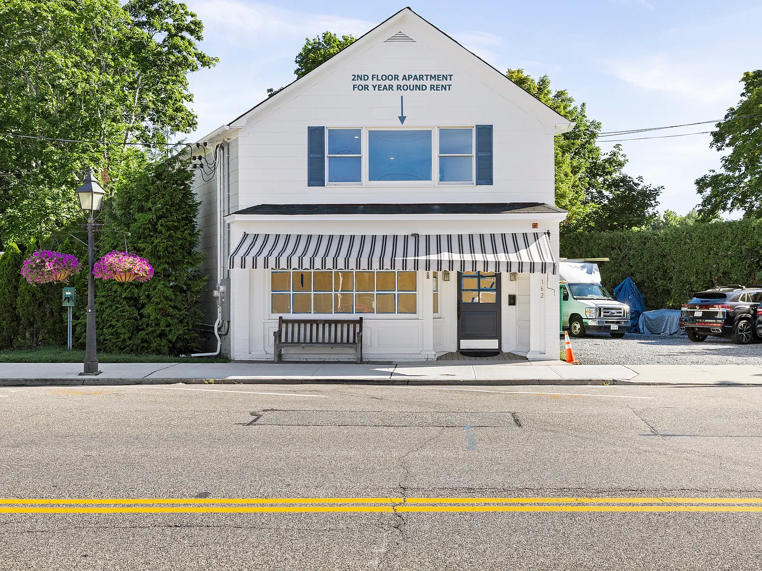 Year Round Rental In Westhampton Beach — Photo 2