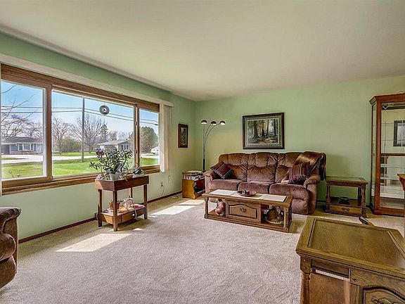 4th image of 10770 S 10th Ave