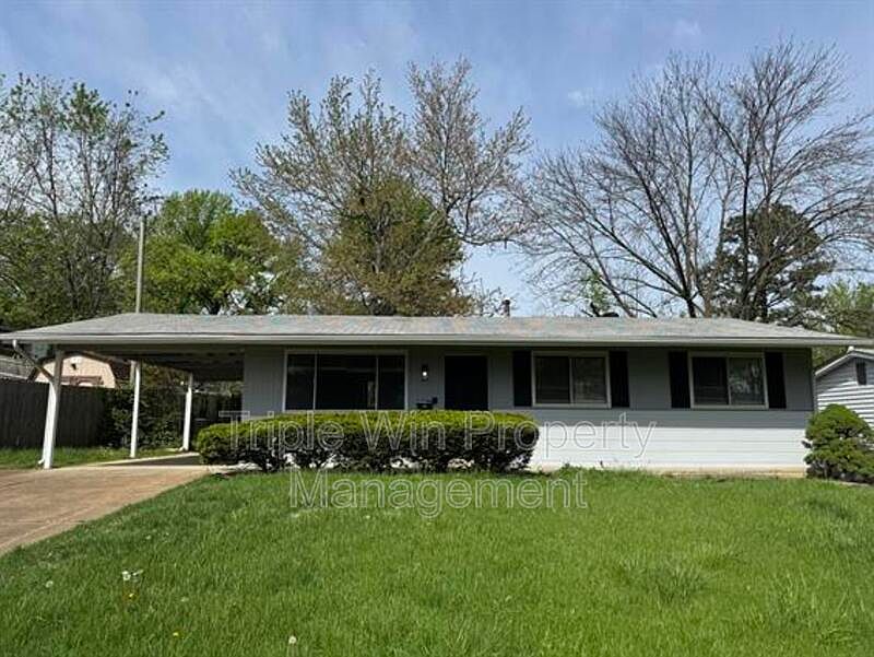 1st image of 1035 Bluefield Dr