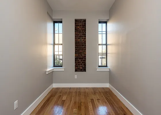 Rented by Nooklyn NYC LLC | media 12