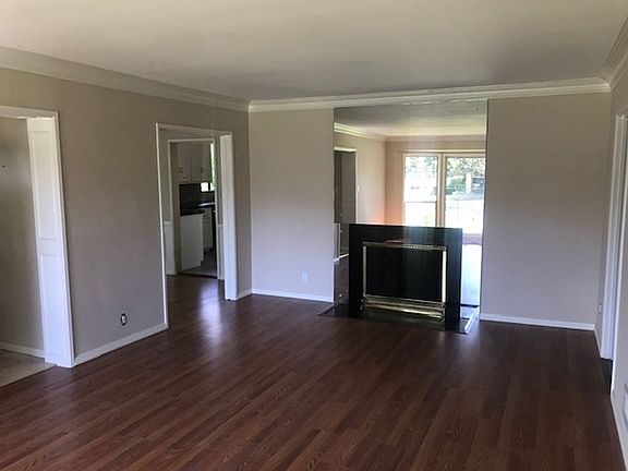 4th image of 4854 Biloxi Ave #4854