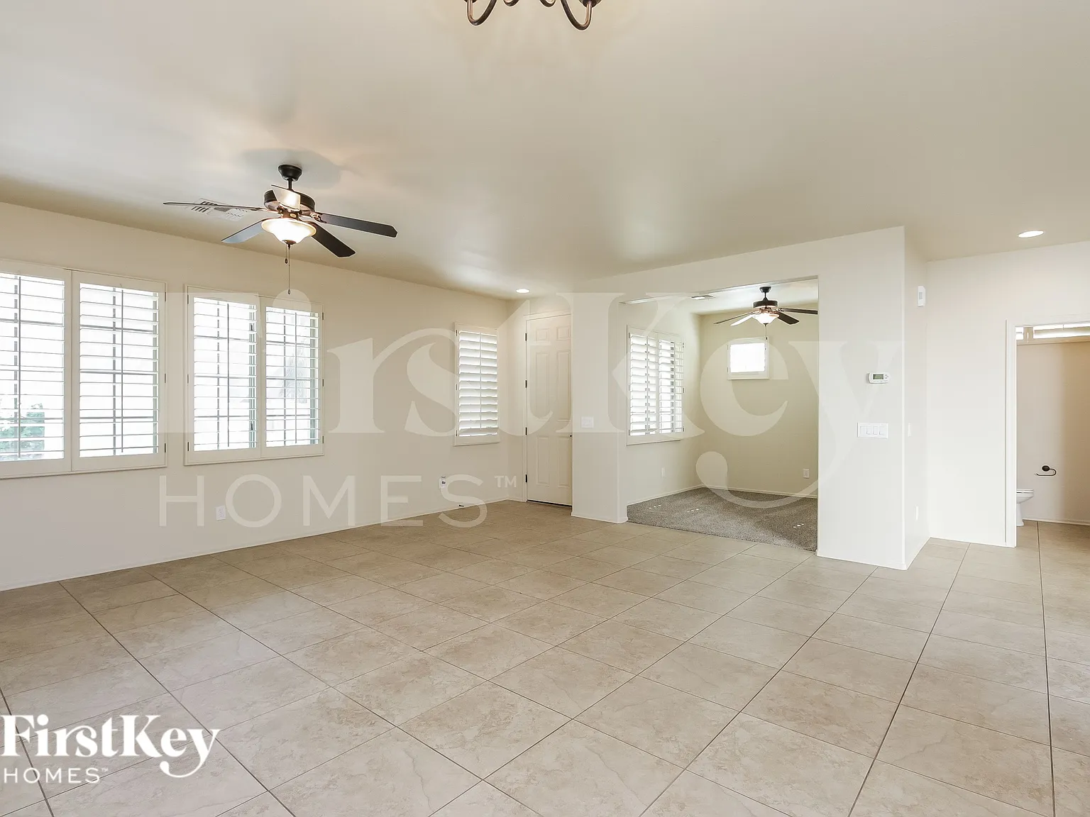 3 bed, 2.5 bath, 2182 sqft, $2,600 — Photo 3