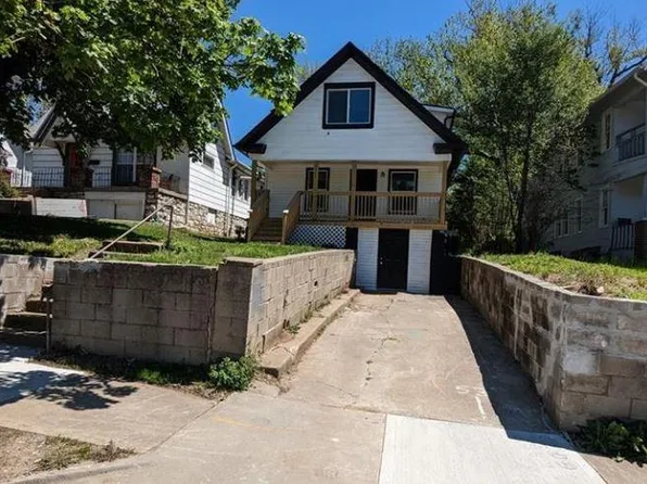 2545 Hardesty Ave, Kansas City, MO 64127