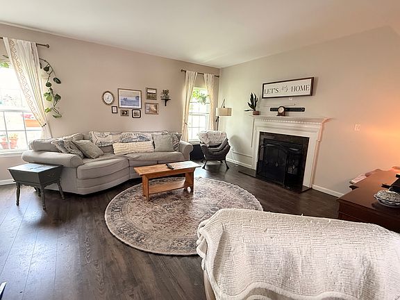 2nd image of 217 Berkshire Dr