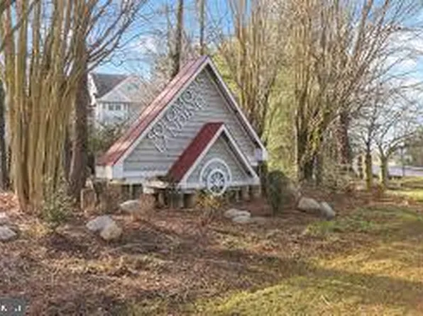 836 Runabout Loop #836, Solomons, MD 20688