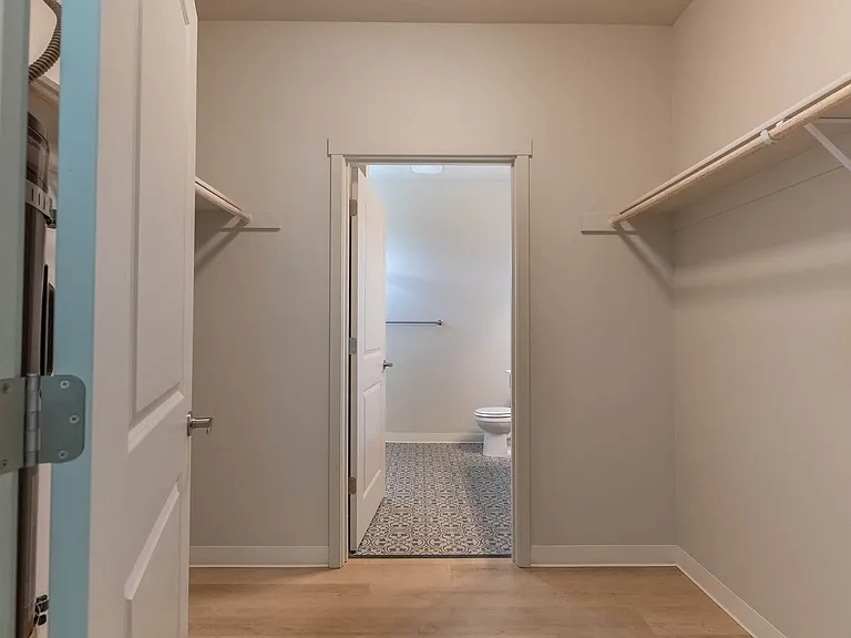 Woodburn Place Apartment Homes — Photo 42