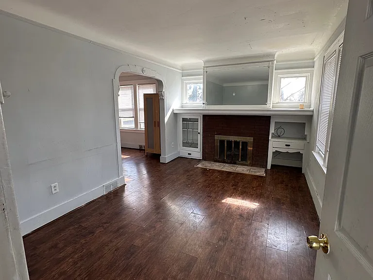 7402 Yinger Ave #1 — Photo 2