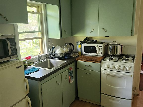 5th image of 1209 East Ave APT 4