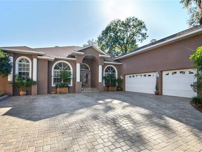 2315 Valrico Forest Dr, Valrico, FL, 33594