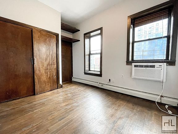 4th image of 103 Essex St #5FF