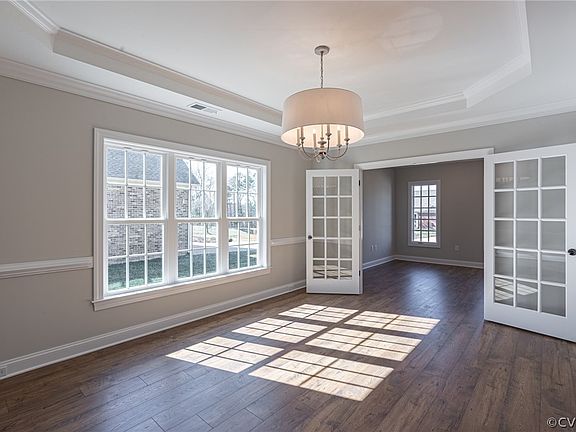 2nd image of 7036 Montage Row