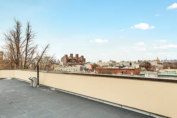 Rented by EXR | media 46