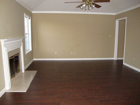 4th image of 2232 Lake Springs Ln