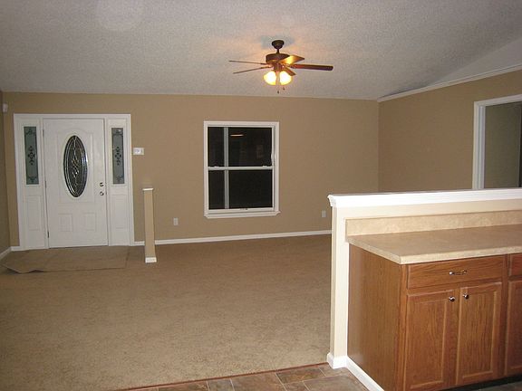 Front Entry / Living Area