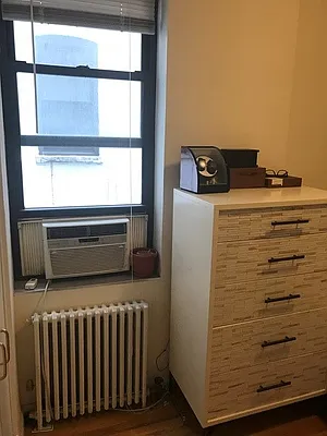 Rented by Buchbinder & Warren | media 6