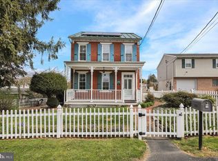 726 Mountain View Rd, Reading, PA 19607