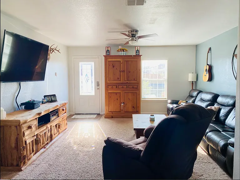6402 Underwood Way — Photo 26