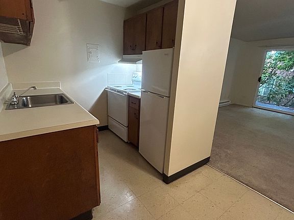 3rd image of 5033 15th Ave NE #3001