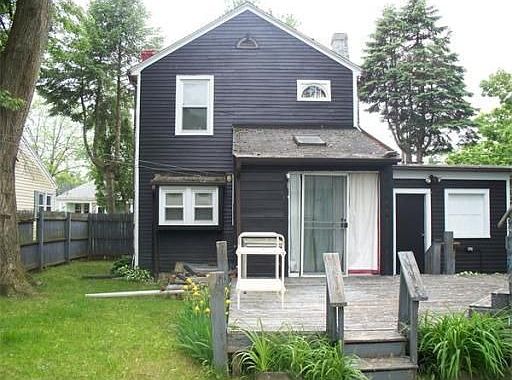 2nd image of 183 Denver St