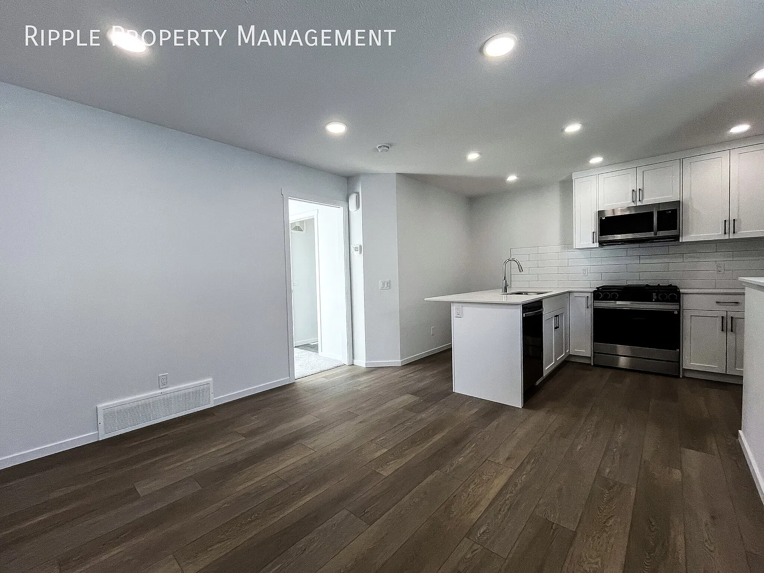 Modern 1-Bedroom Garden Suite | Contemporary Living In The Orchards — Photo 3