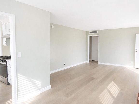 4th image of 4412 Joanne Ave