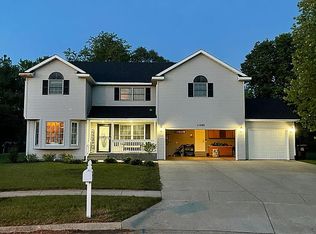 11290 Quinlann Pl, Machesney Park, IL 61115