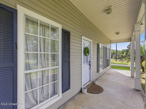 4th image of 3019 Volley Campbell Rd
