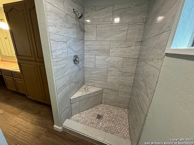 1067 Rayburn Dr — Photo 22