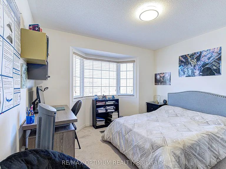 77 Personna Cir — Photo 33