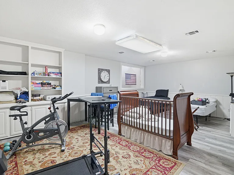 701 Oakland Hills Ln — Photo 23