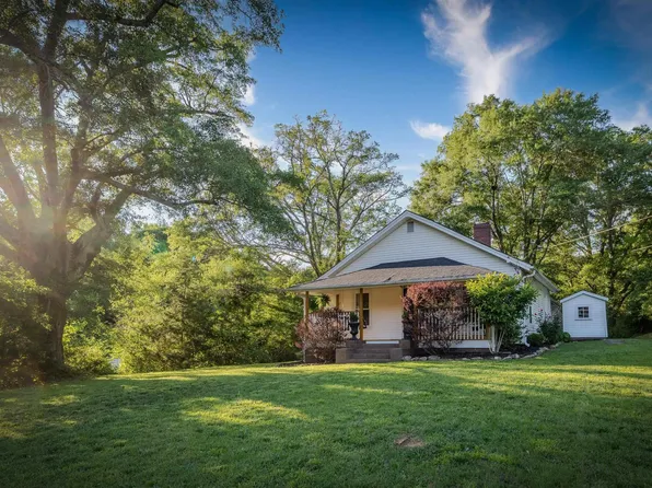 125 Old Georgia Rd, Pelzer, SC 29669