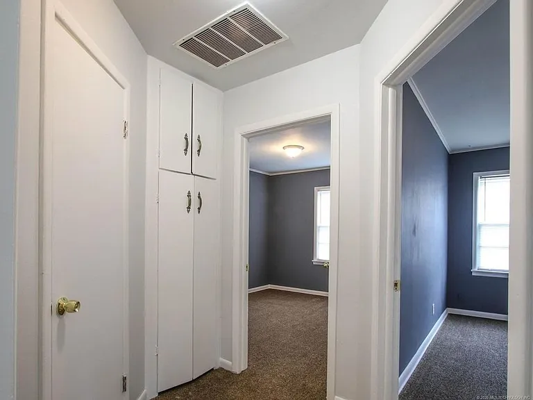 2536 W Easton St N — Photo 16