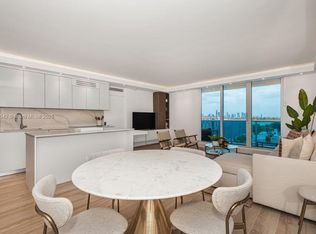 Roney Palace Condo, Miami Beach, FL 33139