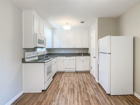 4th image of 305 Corrydale Dr