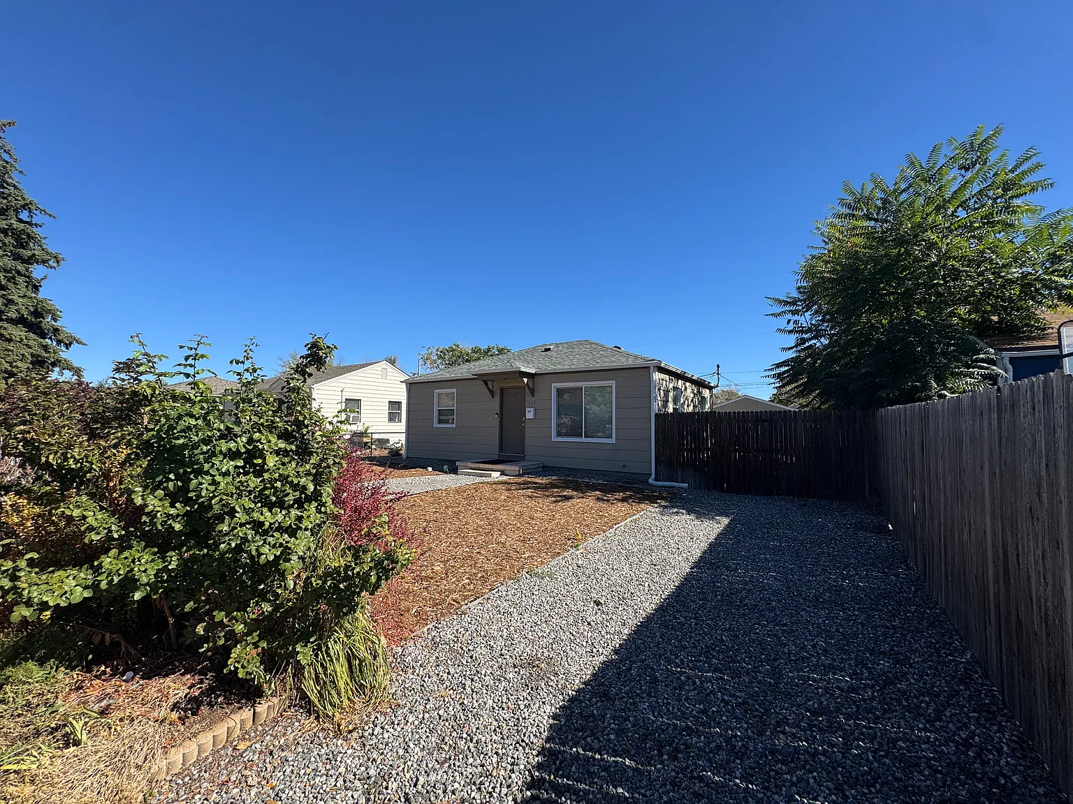 2 bed, 965 sqft, $2,250 — Photo 3