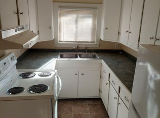 64 7th Ave APT 1, Woonsocket, RI 02895