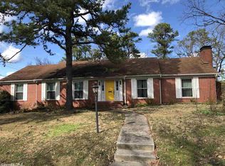 8412 Leawood Blvd, Little Rock, AR 72227