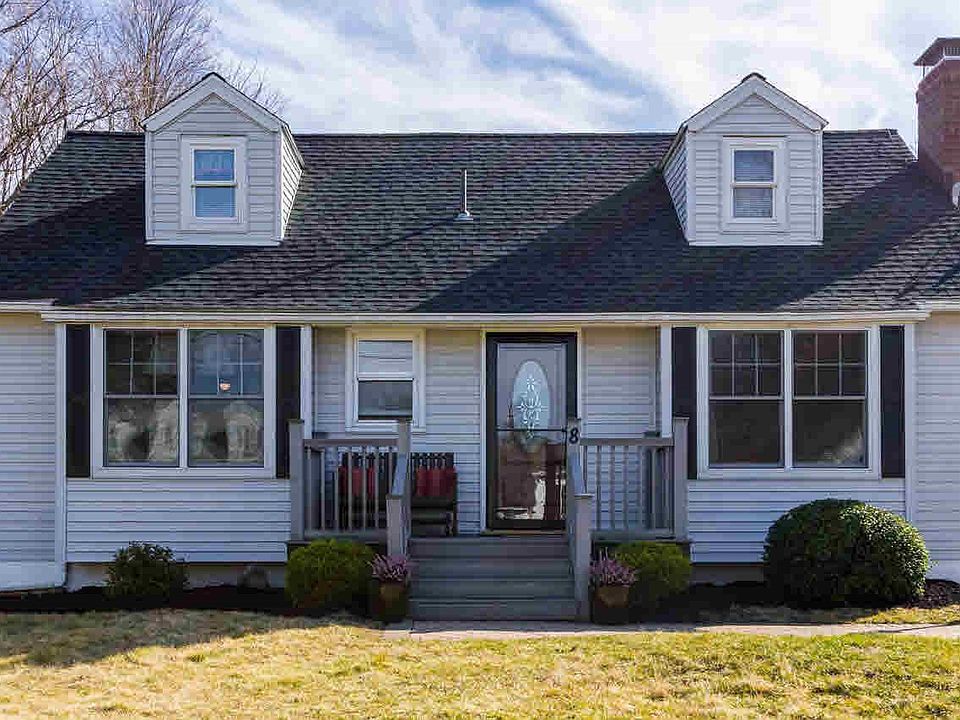 1st image of 8 Caywood Pl