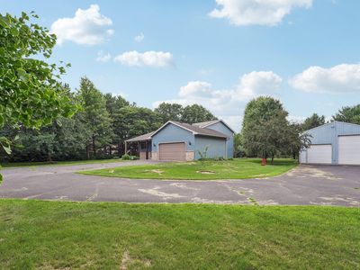 24864 Kettle River Blvd, Forest Lake, MN, 55025