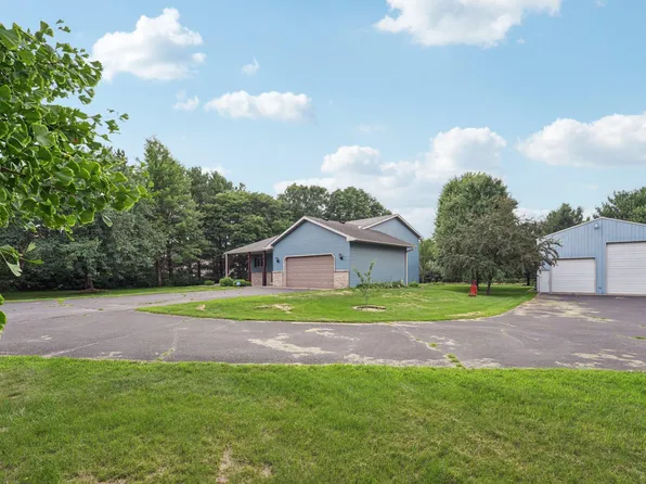 24864 Kettle River Blvd, Forest Lake, MN 55025