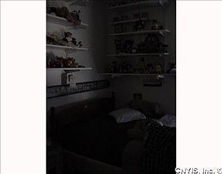 5th image of 1016 Oak St