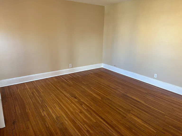 4828 Glenway Ave — Photo 30