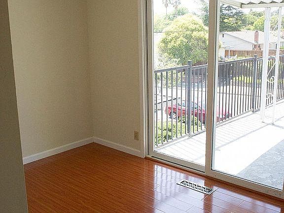5th image of 20966 S San Tomas Aquino Rd