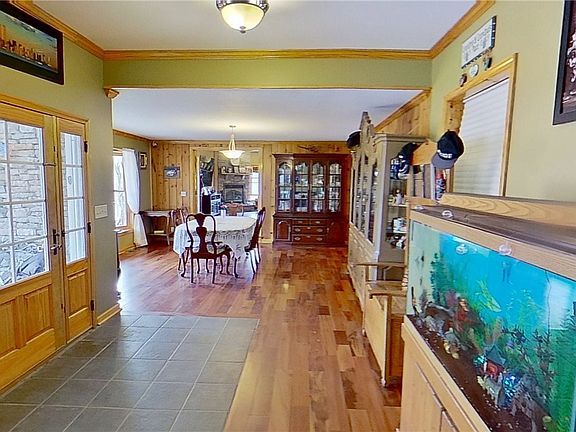 5th image of 172 Hawks Rd