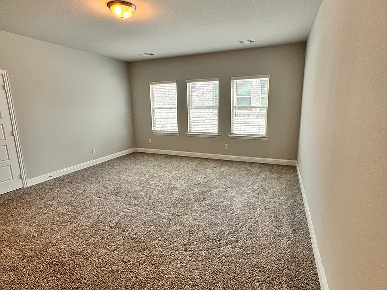 1091 Putnam Dr — Photo 30