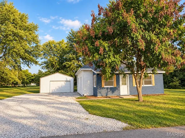 306 Southwest St, Madison, MO 65263