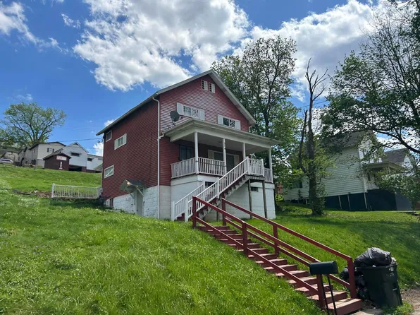 314 Church St, Grant Town, WV 26588