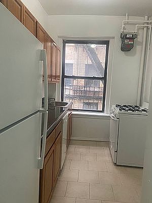 1st image of 419 W 129th St APT 30