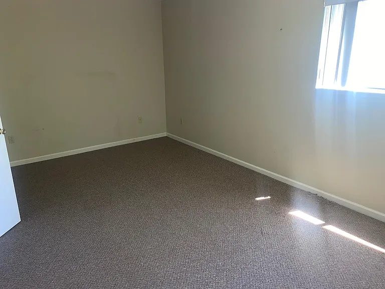 90 Apple Tree Ln #24 — Photo 7